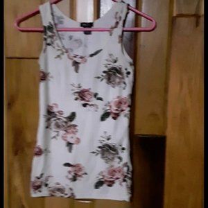 Rue 21 floral tank